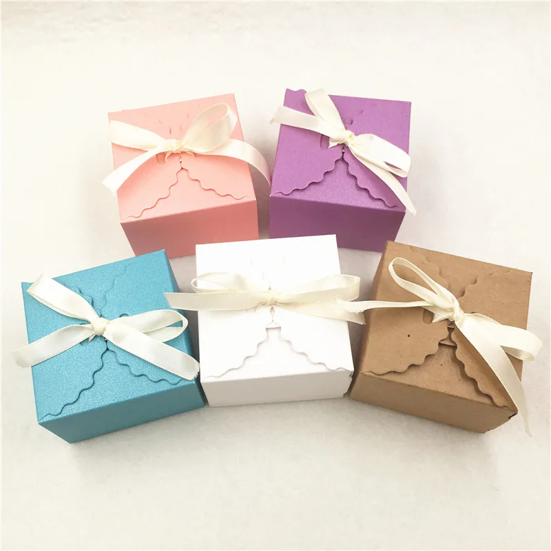 

Gift Paper Box Colorful Paper Cardboard Wedding Candy Packaging Boxes With Beige String Party Favor Gift Boxes 20Pcs/Lot