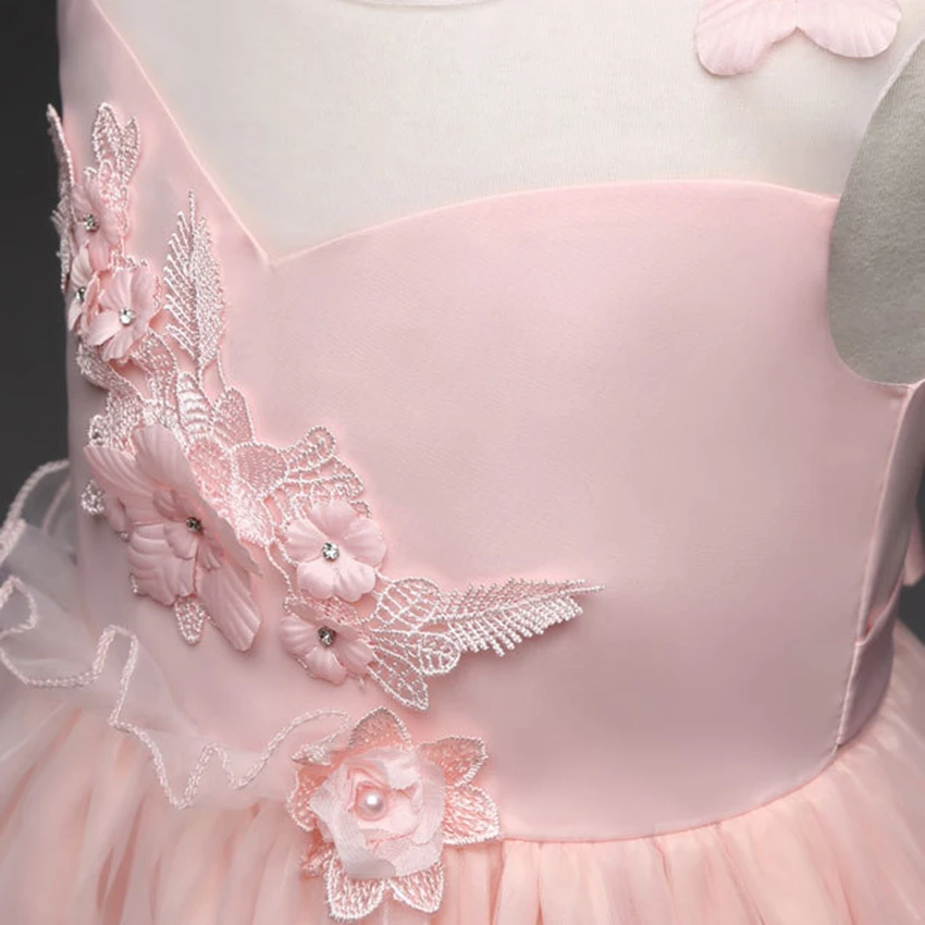 5603742858_1933995610