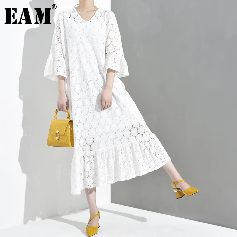 [EAM] New Spring Summer Round Neck Three-quarter Sleeve White Lace Split Joint Loose Big Size Dress Women Fashion JT0670