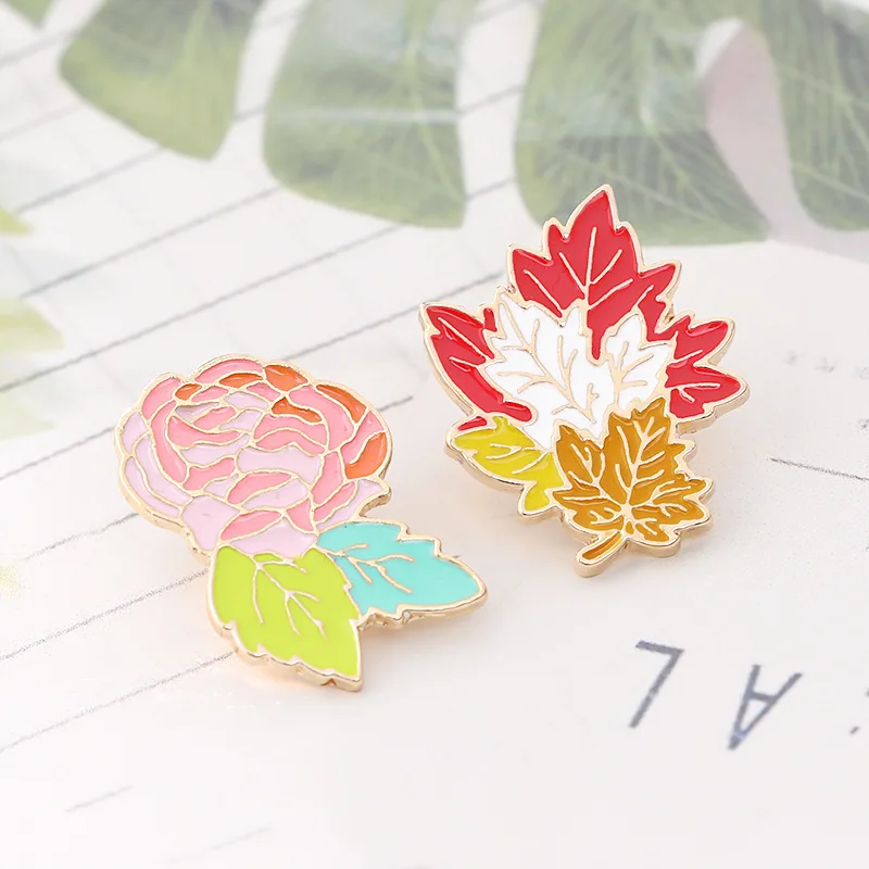 

Cartoon Color Leaves Flower Brooch for Women Simple Maple Leaf Jackets Denim Bag Badge Enamel Pins Jewelry Accessories Brooches