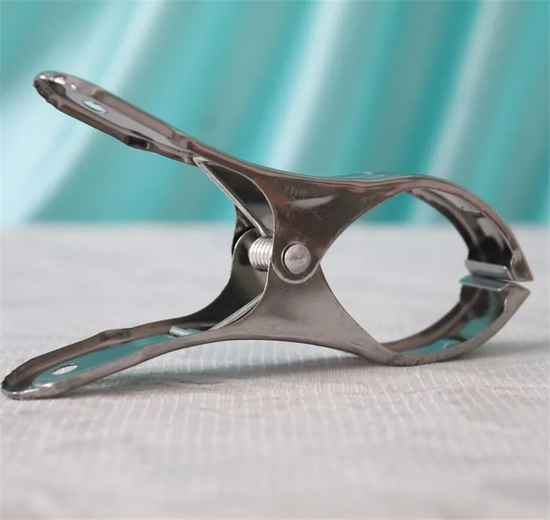 pipe clips