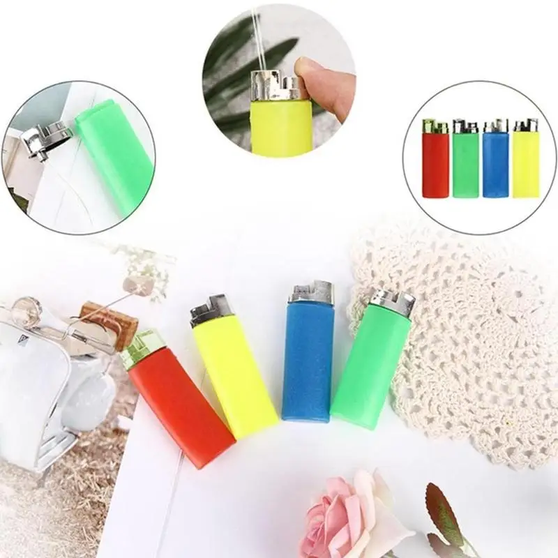 

1PCS Funny Party Trick Gag Gift Water Squirting Lighter Fake Lighter Joke Prank Trick Toy Random Color Prank Toys Water