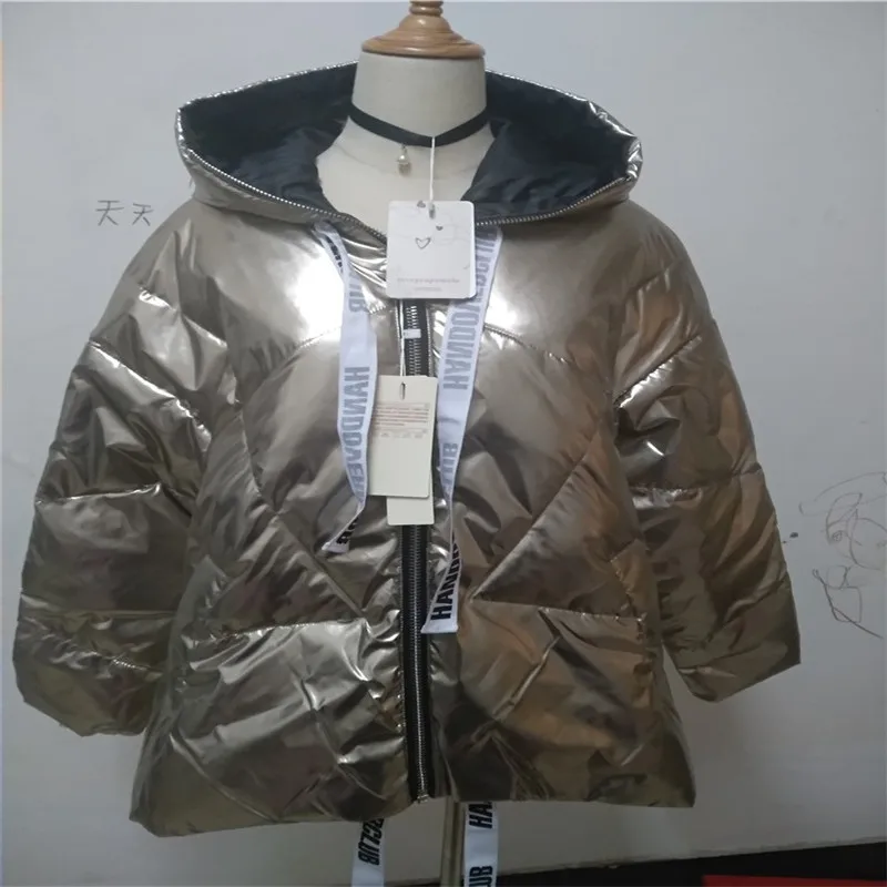 2018 winter New Women's Down Jacket Coat Loose Big Size Thick Outer Cloak A Word Short Silver Bright Hooded Outerwear D483