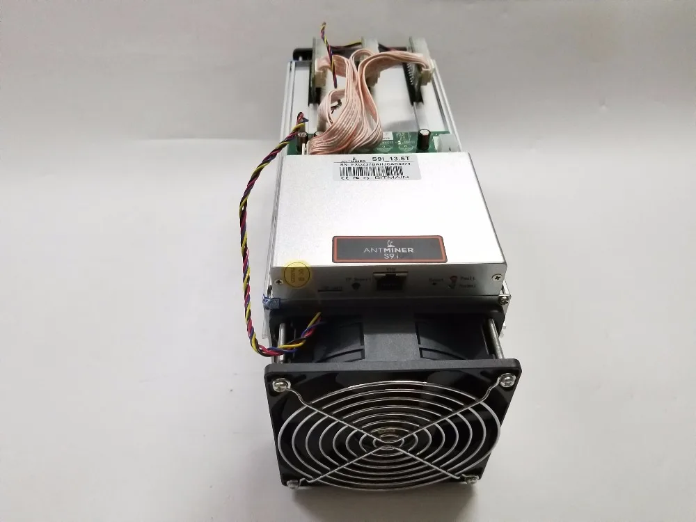 AntMiner S9i 13,5 T майнера биткоинов(без блока питания) BTC МПБ Шахтер лучше, чем S9 T9+ V9 WhatsMiner M3