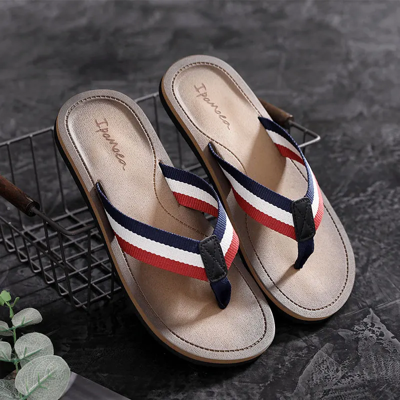 

2019 new flip flops men's shoes trend personality pinch beach shoes summer non-slip soft bottom slippers