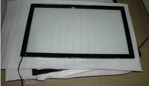 

17 inch 340mm*277mm ten points IR touch panel support WINDOWS7/8/10,USB connection,plug and play ,android install driver