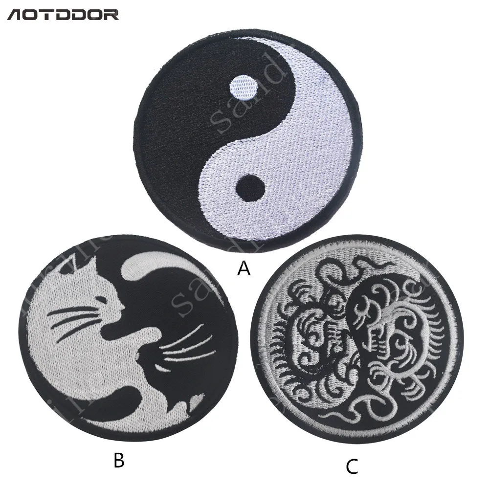 Papaki cat yin and yang kung fu Chinese balance symbol Taiji dragon