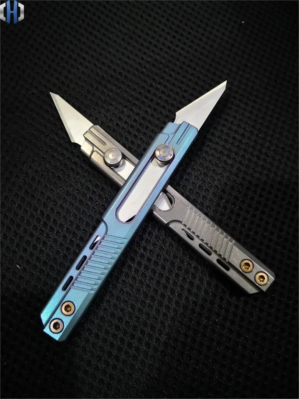 

Utility Knife Anode Colorful Stone Washing Paper EDC Smooth Opening And Closing Single Hand Open Box Weapon