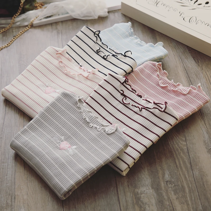 

2018 New Spring Item Girl Cute Heart Stripe Top