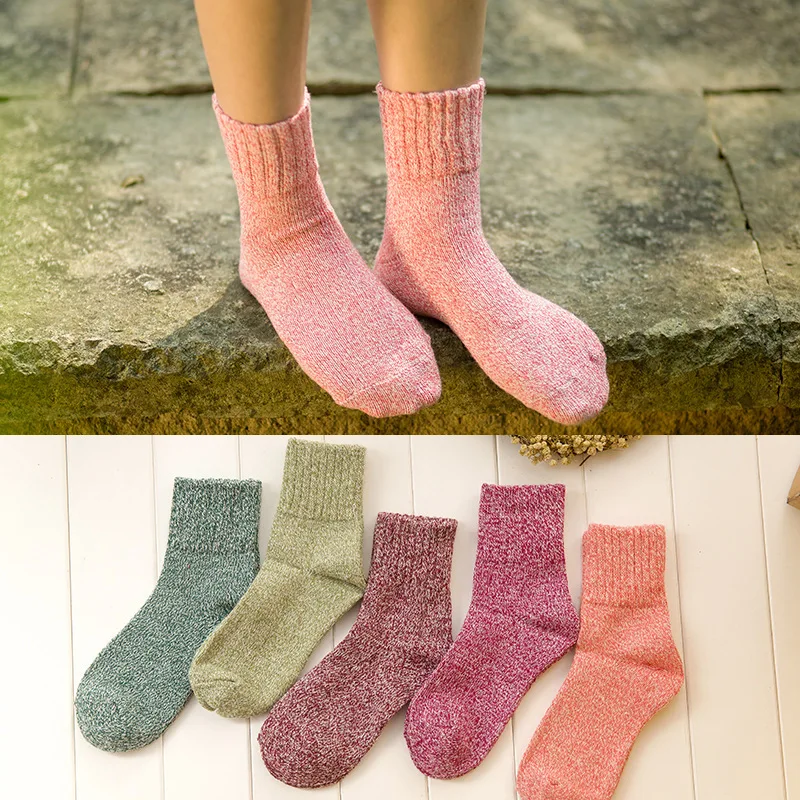 

Thickened Rabbit Wool Blend Outdoor Warm Stockings In Autumn and Winter Female Socks Cute Solid Color Golf Sports Socks