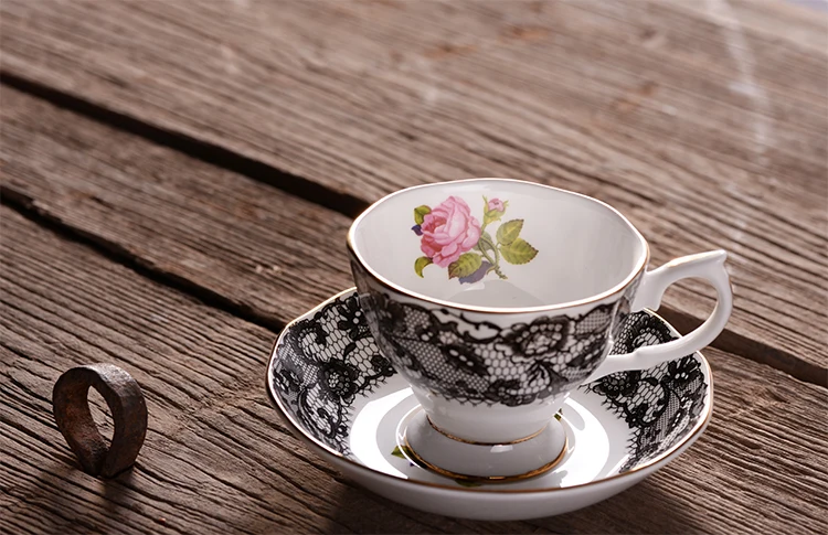 Черное кружево испанский полноценно костяного фарфора чашки чая чай цветочный золото Цветочные Розы послеобеденный чай кофейная чашка десерт блюдо подарок