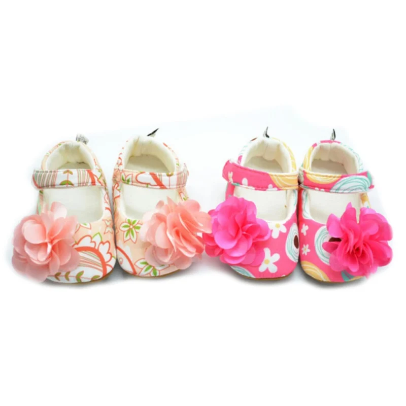 Модные кроссовки с мягкой подошвой для новорожденных от 0 до 12 месяцев; обувь для малышей с цветочным принтом; обувь для малышей