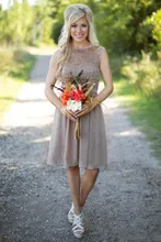 Lovely Knee Length Lace Chiffon Bridesmaid Dresses New Arrival Beach Summer Maid of Honor Dresses Party Gowns Cheap