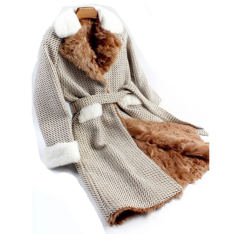 

2018 new arrival women sheep fur coat with mink fur collar slim female genuine fur trench winter real fur outwear long coats