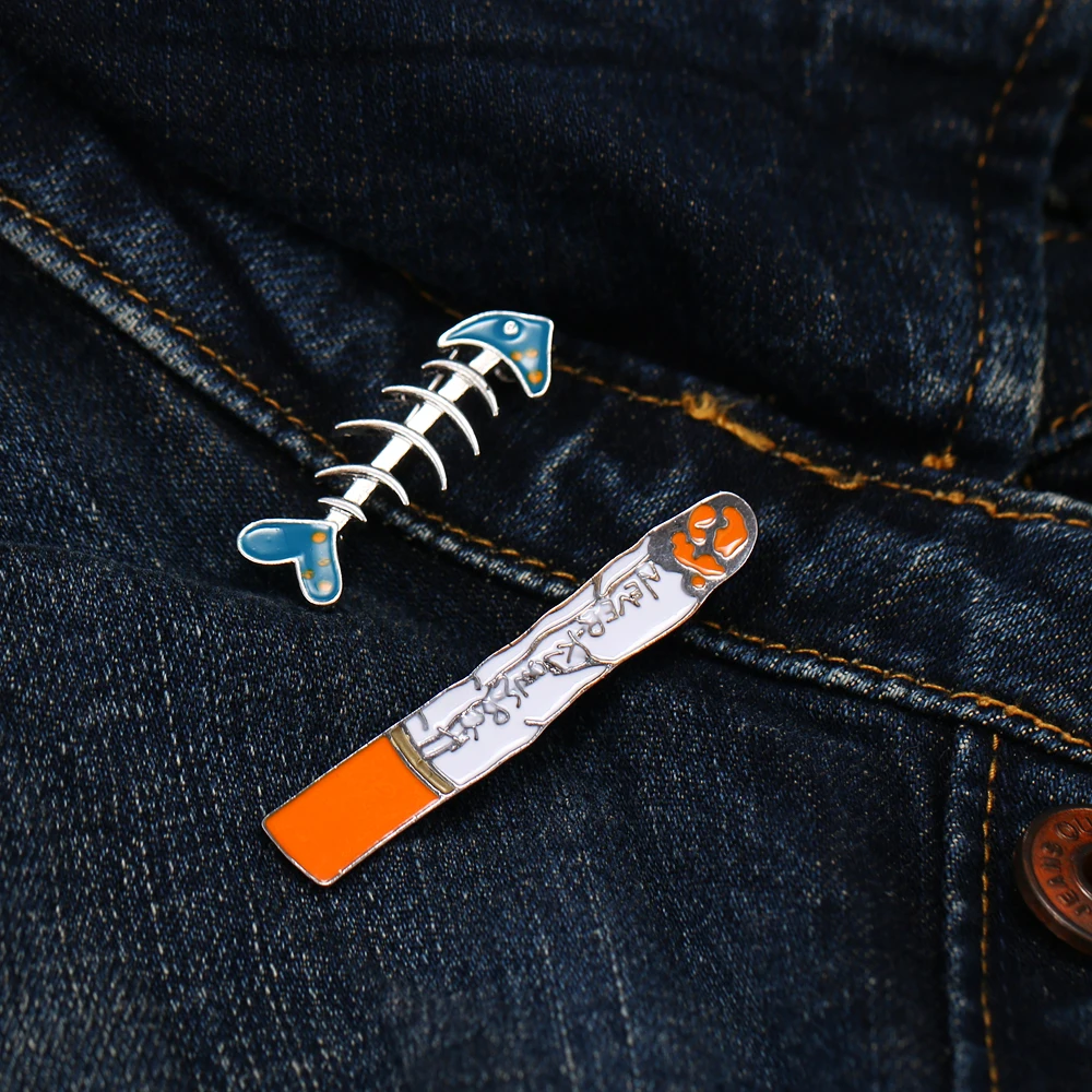 

KISSWIFE Fashion Cartoon Enamel Brooch Pins Cute Fish Bone Badge Brooches Coat Sweater Lapel Unisex Child Women's Gift
