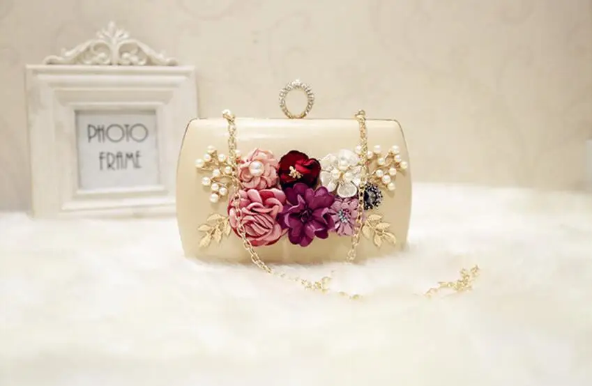 2022 High Quality Luxury Handmade Flowers Evening Bags Brand Dinner Clutch Purse With Chain Flower Banquet Bags MN258