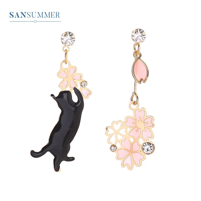 

Sansummer New Hot Fashion Cute Cat Sakura Flowers Shiny Personality Charm Asymmetric Girl Exquisite Earrings For Women Jewelry
