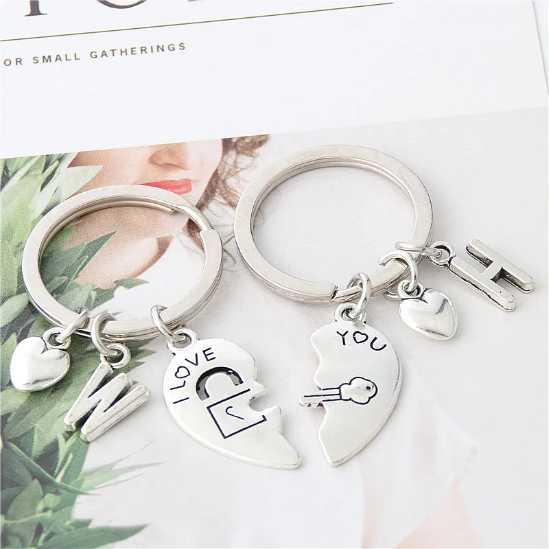 

2Pcs/Set Couple Heart Keychain I Love You Letter Carved Matching Gift For Lovers Valentine's Day Keyring E2248