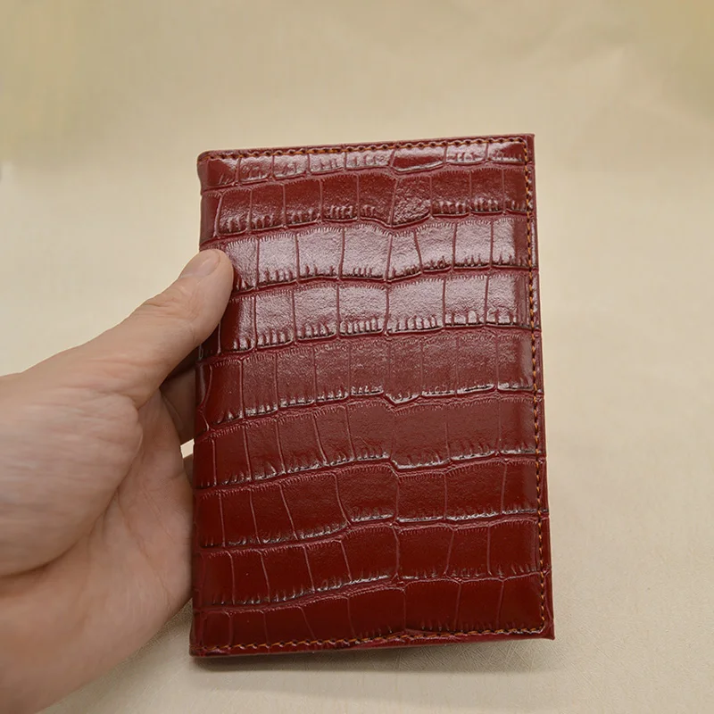 Unisex Crocodile Passport Holders Casual Travel Cute Passport Case women and Girls Leather Case Cover Protection