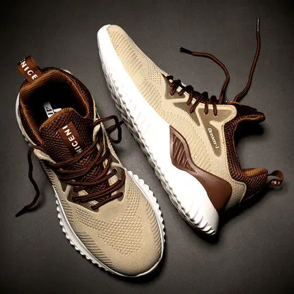 

2019 new Korean version of the trend of men's casual running shoes winter breathable men's shoes