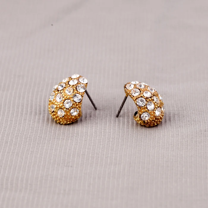 

2015 fashion jewelry wholesale direct simple white glass butterfly flower earrings woman Free shipping Halloween Christmas