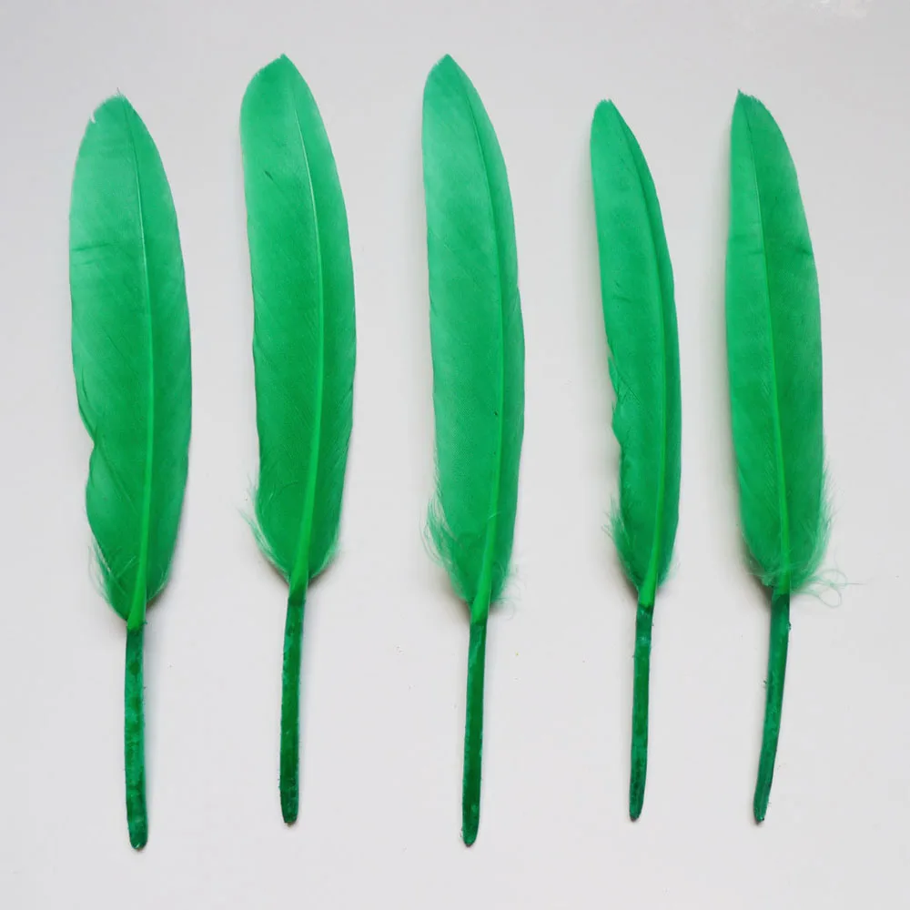 11 цветов 25/50/100 шт 10-15 см "сделай сам" Гусиные перья для ремесел аксессуары и украшения плавающий шлейфа гусиных перьев - Цвет: Green