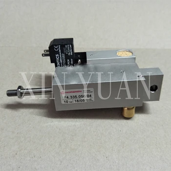 

1pcs press accessories XL105 ink roll clutch solenoid valve F4.335.056/08 switch
