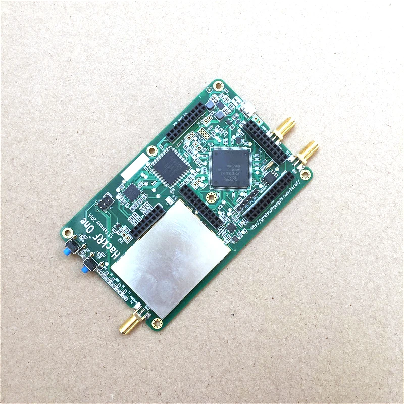 US $179.11 HackRF One 1MHz6GHz SDR Platform Software Defined Radio Development Board Signal Transceiver with Acrylic Shell Open Source