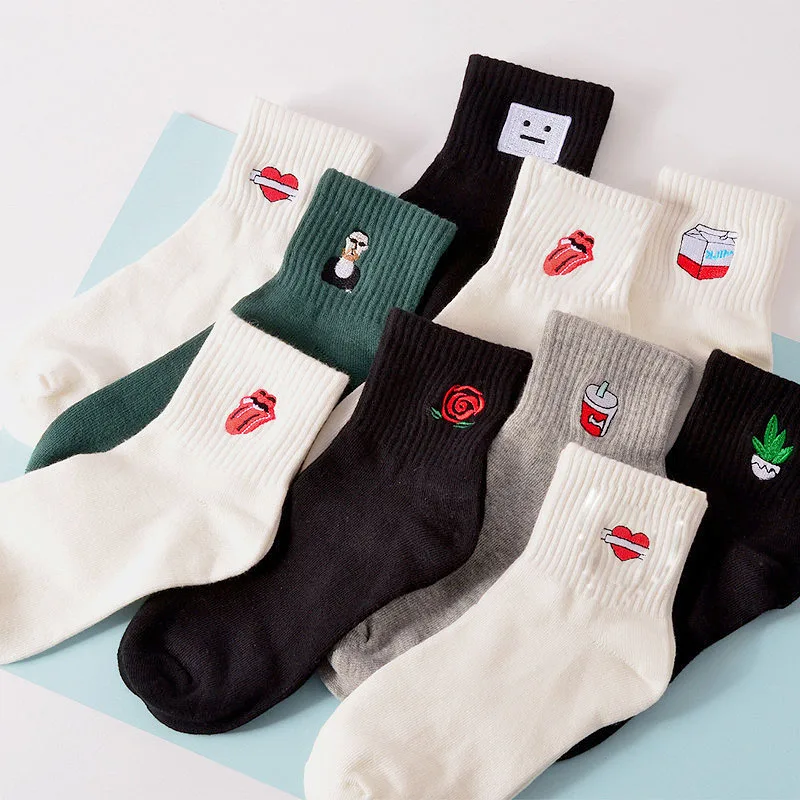 

Sale Spring Heart Cotton Harajuku Women Socks flower cartoon Tongue Black White Boys Girls Funny Socks
