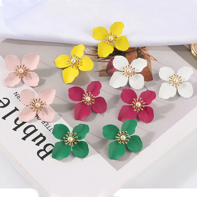 

6 Color 2018 Trendy Women's Metal Spray Paint Large Flower Stud Earrings For Women Kids Jewelry Korean Style Pearl Fancy Earring