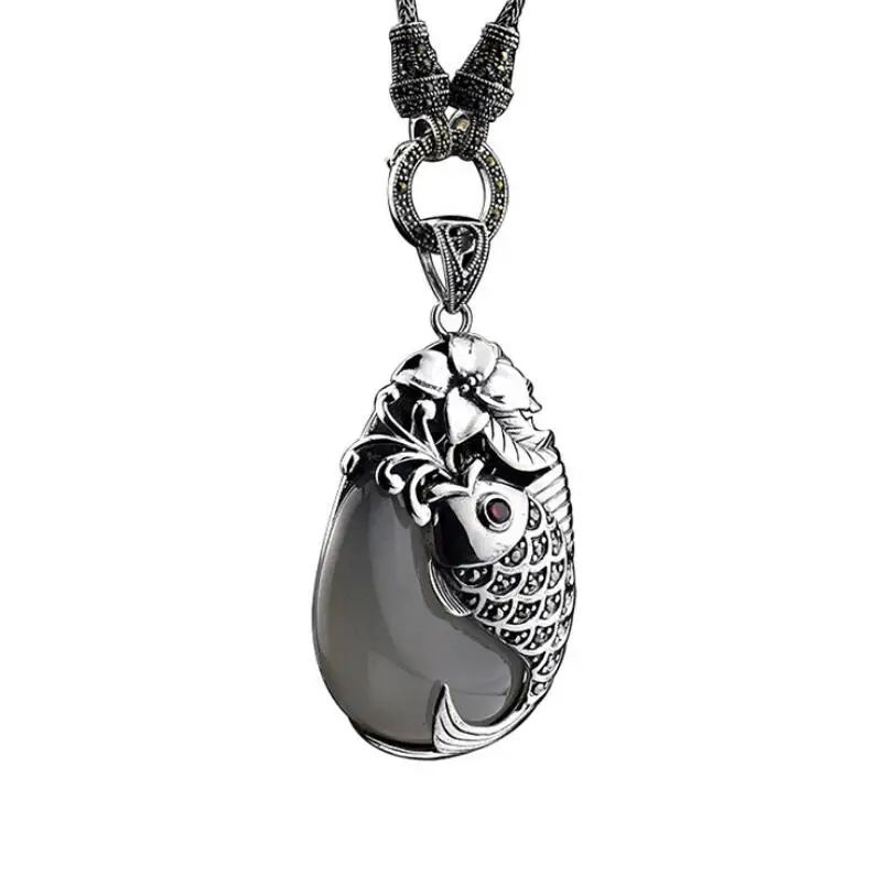

Sterling 925 silver white chalcedony auspicious carp pendant jewelry (YRT)