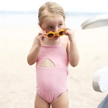 Mother Nest/Новая летняя однотонная купальная одежда с открытой спиной для малышей купальный костюм для маленьких девочек детская одежда однотонная пляжная одежда на бретельке