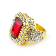 Chapado En Oro de los hombres de Hip Hop Helado Rojo Piedra de la Cz Tamaño Del Anillo disponible de Lujo Mujer Anillo Para Hombre Anillo de Dedo de La Manera de Bling Hip Hop