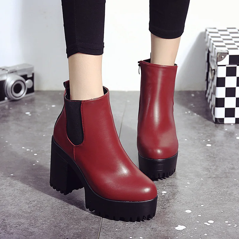 

2019 autumn and winter new women short boots women's shoes waterproof platform plus velvet women boots round head Martin boots