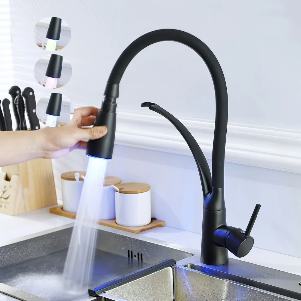 

LED Kitchen Faucet with Rubber Design Chrome Mixer Faucet for Kitchen Single Handle Pull Down Deck Mounted Crane for Sinks
