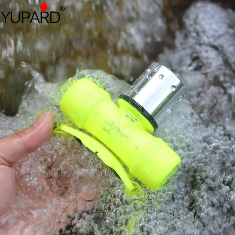 

YUPARD 30m Diver Diving 18650 battery or 3x AAA XM-L2 XM-L T6 LED Flashlight Torch Waterproof Light Lamp outdoor fill light