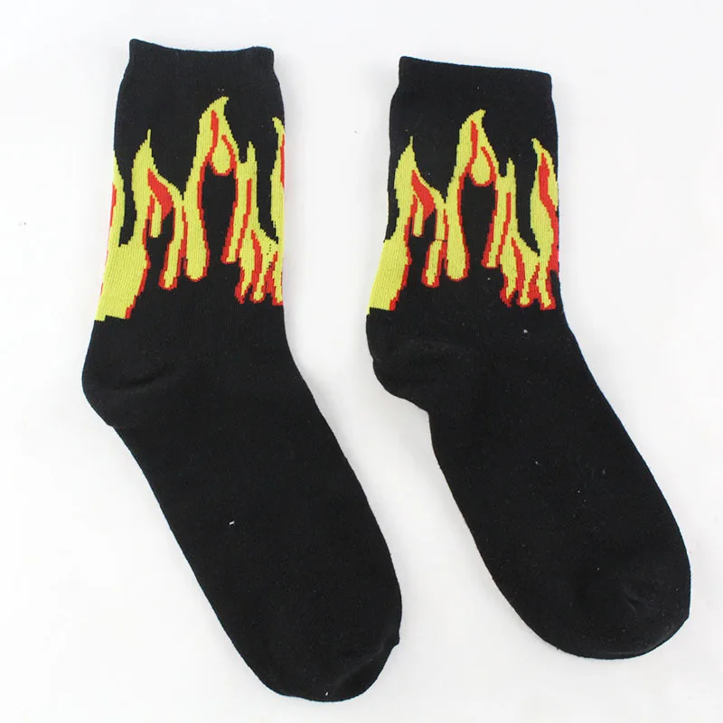 Красные желтые носки с изображением пламени, реалистичные Жаккардовые Носки с рисунком пламени, мужские носки в стиле хип-хоп, Классические хлопковые длинные носки унисекс для скейтборда - Цвет: Yellow