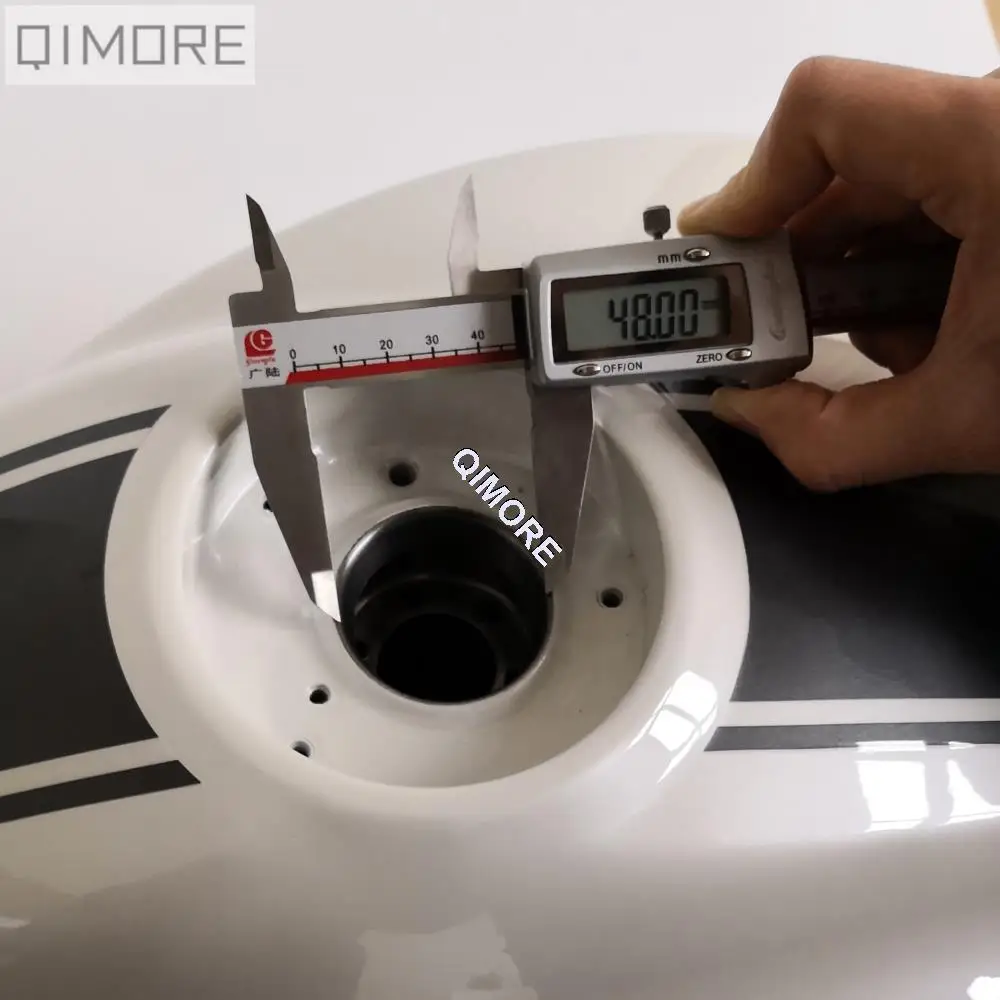 RKV 5-hole fuel tank white 7