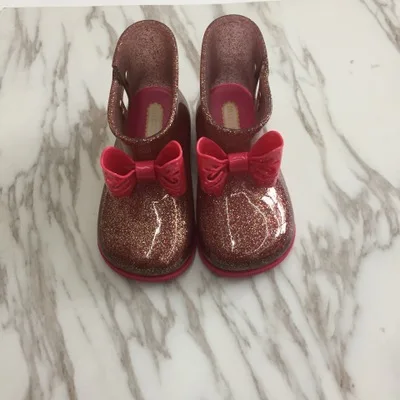 Melissa ForChildren желе мини милый бант резиновые сапоги Нескользящие непромокаемые резиновые сапоги для девочек желе обувь сапоги "принцесса" - Цвет: Многоцветный