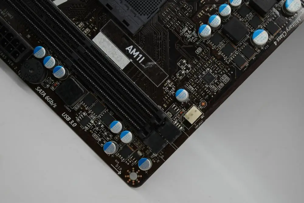 Для MSI AM1I материнская плата DDR3 16G SATA3 AMD APU Socket AM1 Mini-ITX 17*17 оригинальная подержанная материнская плата