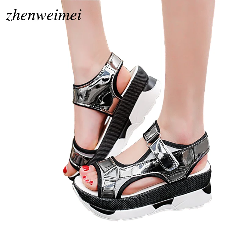 

Hook Loop Thick Bottom Platform Sandals Women Shoes Comfortable Sandalia Mujer Summer Women Sandals Bling Sliver Slippers Slides