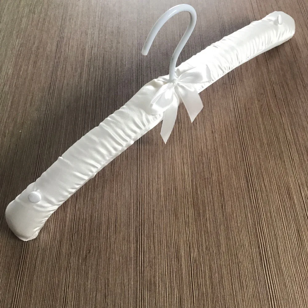dresses-hangers white