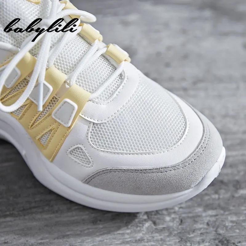 Preise Turnschuhe Frauen Sommer Vulkanisieren Weibliche Mode Turnschuhe Spitze Weiche Korb Femme Dad Plattform Atmungsaktive Mesh Turnschuhe für Frauen