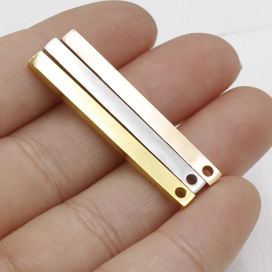 S25831c