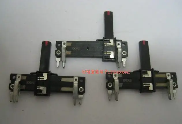 

Taiwan straight slide type plastic straight vane potentiometer 4 cm double B100K long handle with red dots