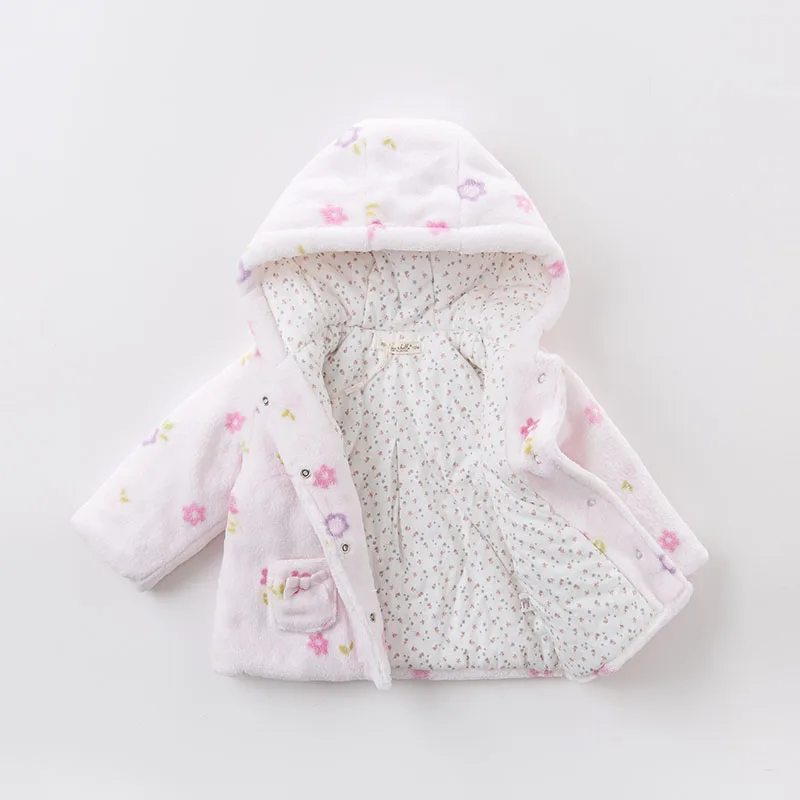 DB6131_0014_6Y3A1528