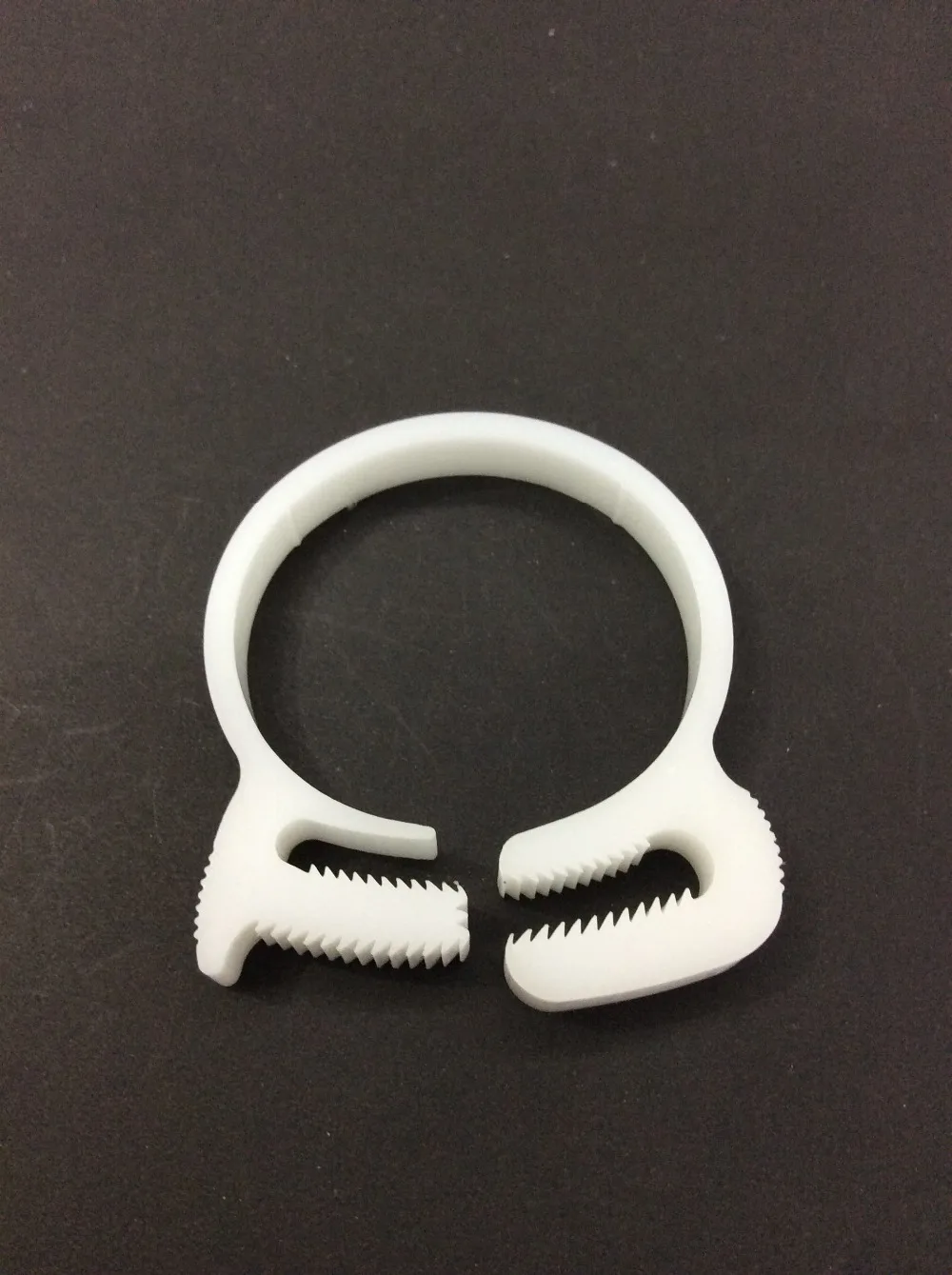 Manufacture plastic hydraulic pipe clamp for 73.5 76.5mm diameter tube