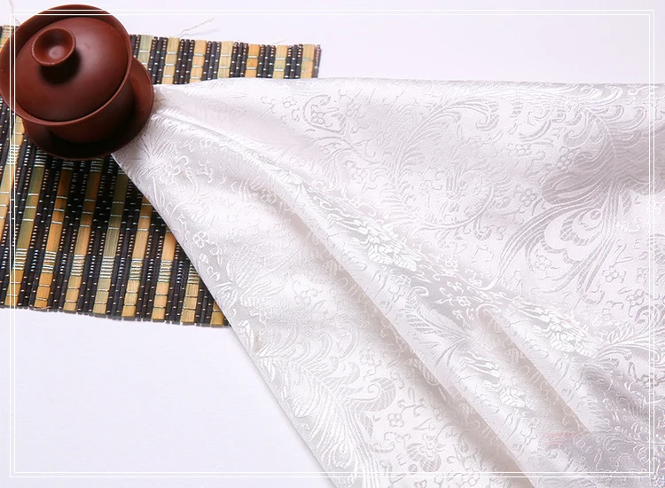 Белая металлическая жаккардовая парча ткань, африканская ткань 3D жаккардовая пряжа, окрашенная ткань для одежды, постельных принадлежностей, сумок, за метром