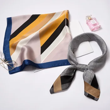 

2019 new fashion wild lady scarf scarves retro atmosphere decorative scarf ladies