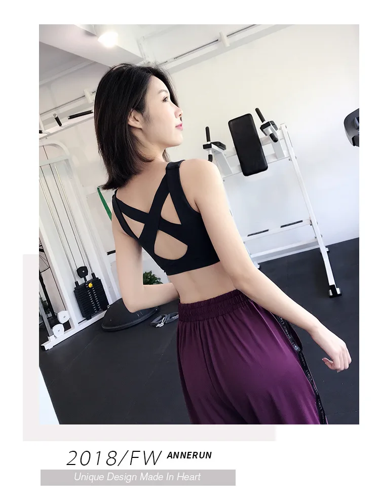 9680528821_2049624294